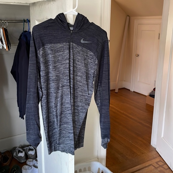 Nike running pullover - Picture 1 of 3